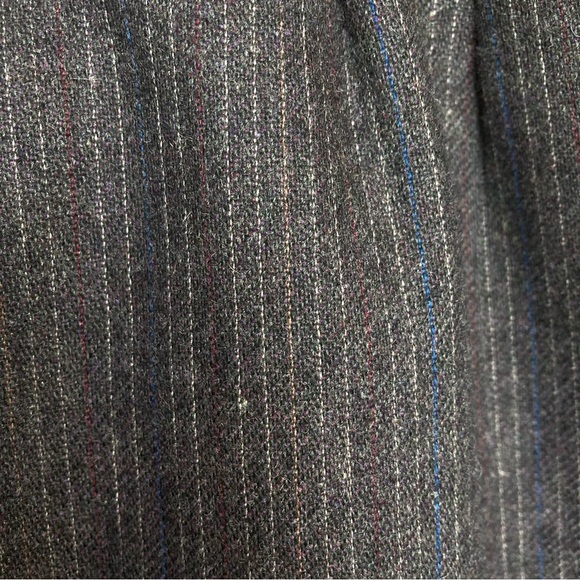 Vintage wool skirt gray pinstripe dark academia unique front slit detail - Picture 4 of 17